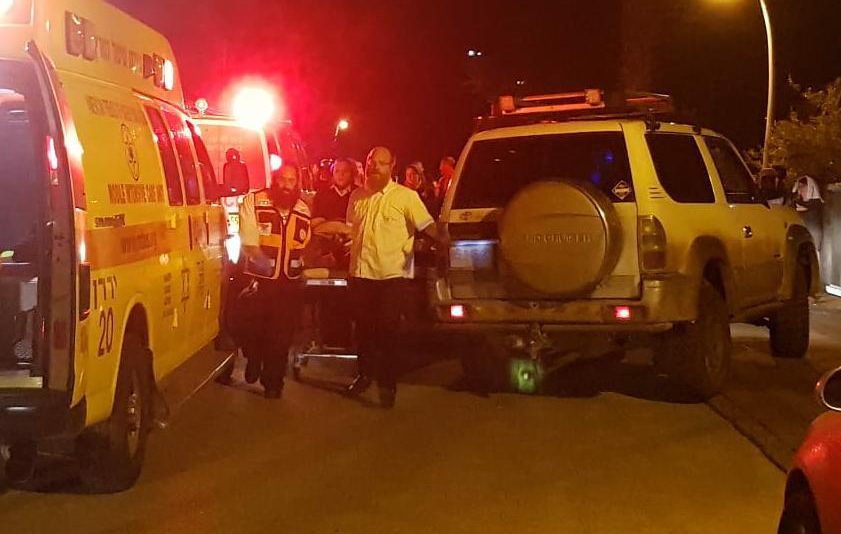 צילום: דוברות ארגון הצלה גבר נורה ברכבו בשדה אליעזר ונפצע קשה. המשטרה פתחה בחיפושים אחר חשודים