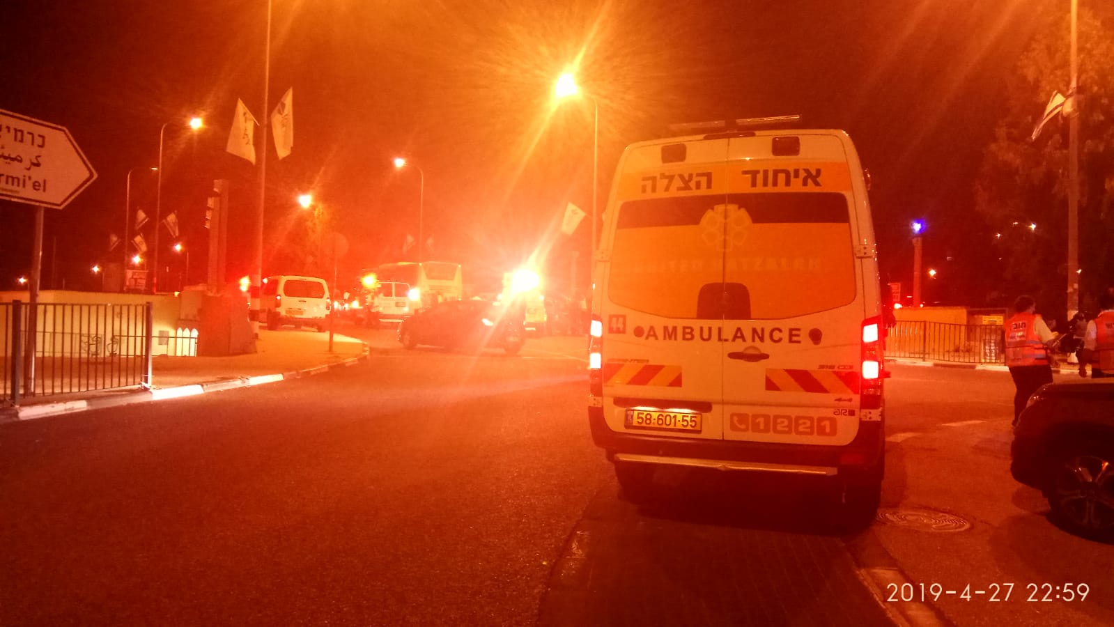 צילום: דוברות איחוד הצלה רוכב אופנוע נפצע בתאונה סמוך לבת חפר – מצבו אנוש