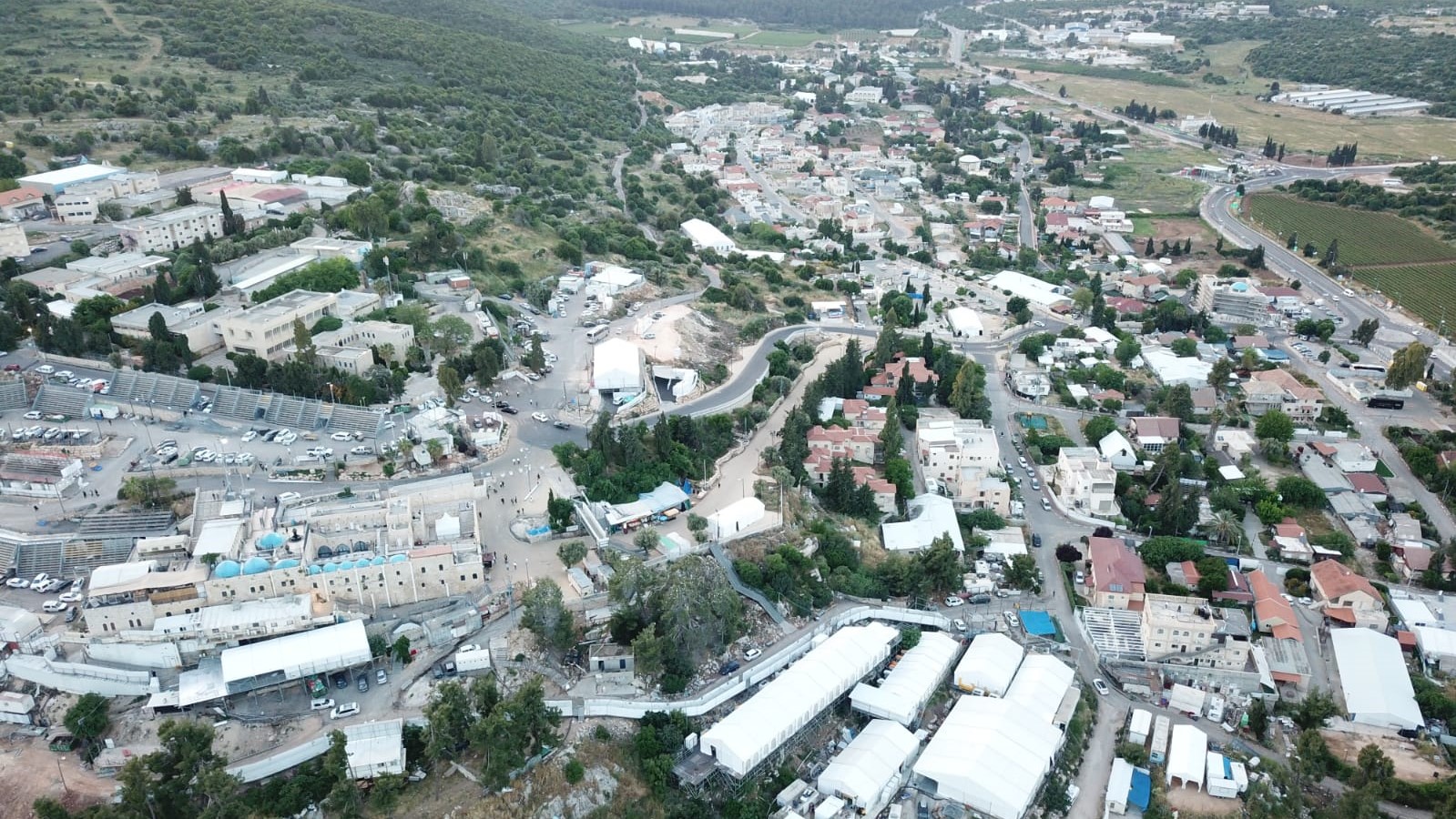 צילום: מוסדות אור הרשב ממעוף הציפור: מצלמת רחף תיעדה את ההכנות במירון