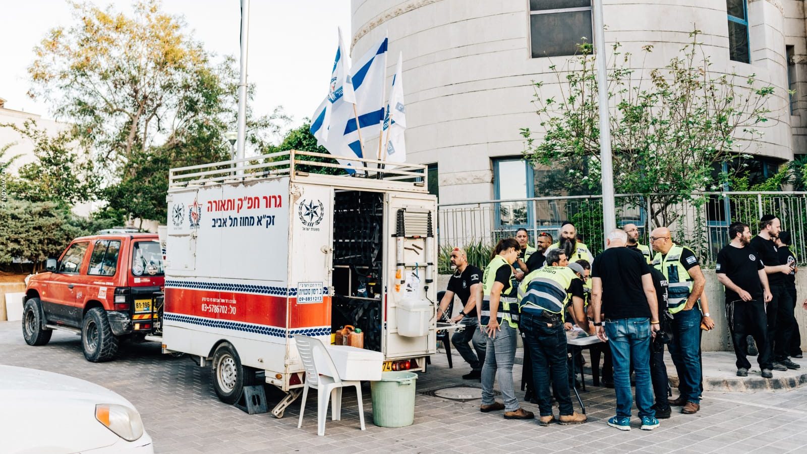 צילום: דוברות זק תרגיל גדול ביחידת הג'יפים של זק"א: חיפוש נעדרים בסיכון יחד עם כלבנים ועשרות מתנדבים