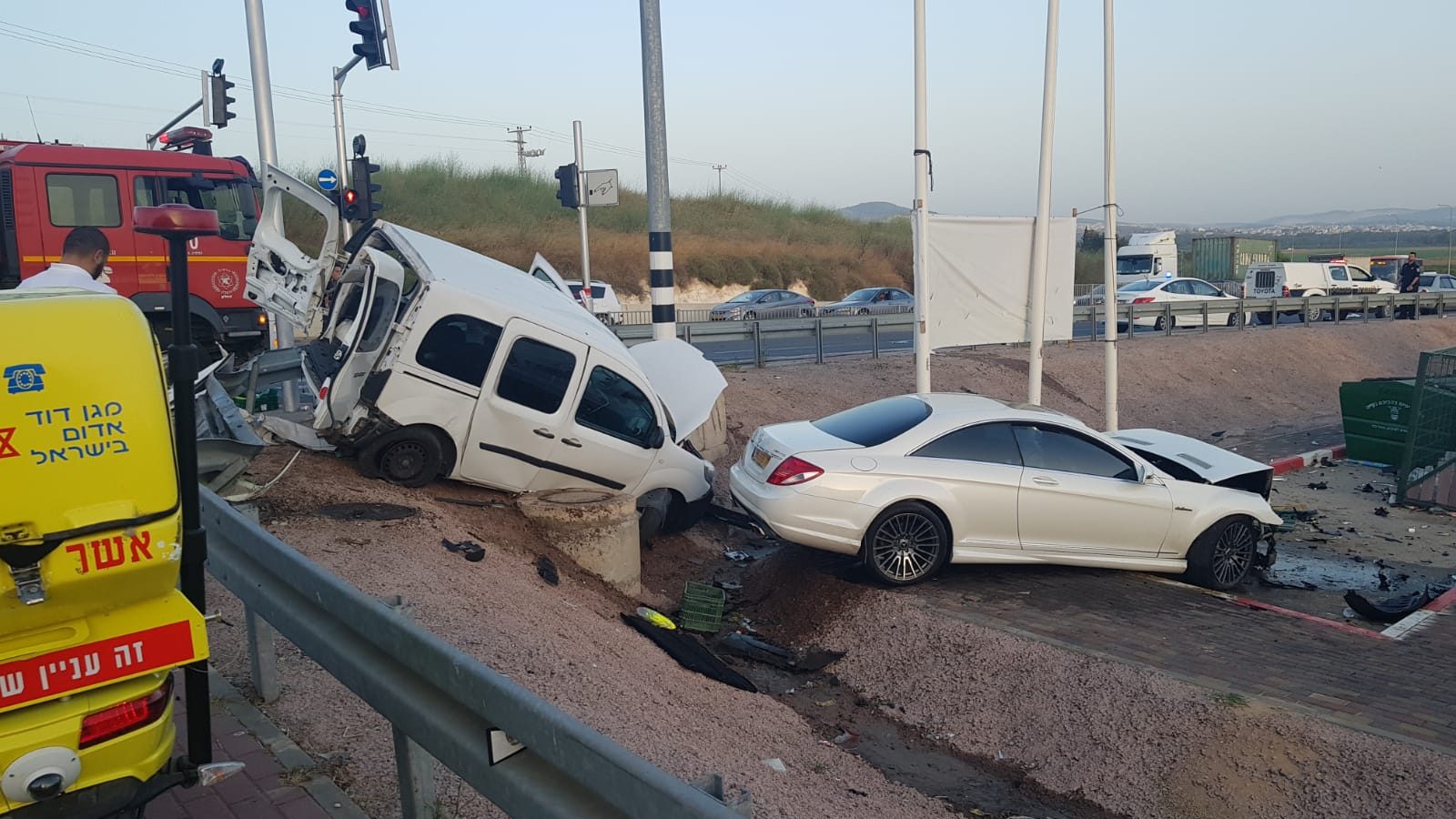 צילום: תיעוד מבצעי מד הרוגה ושבעה פצועים בתאונה קטלנית בכביש 70