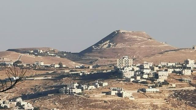 צילום: אלון כץ מבט על ההרודיון הנשקף משכונת חומת שמואל בבירת ישראל הנצחית ירושלים