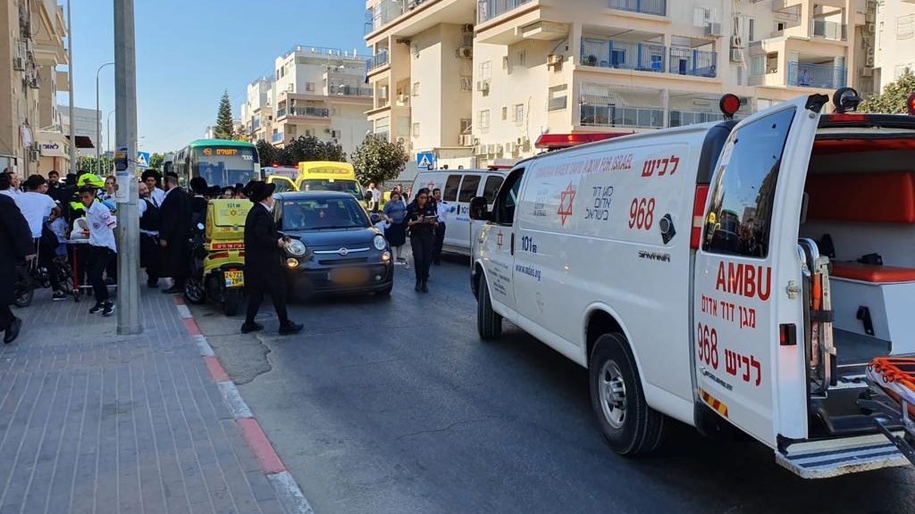 צילום: תיעוד מבצעי מד נקבע מותו של הולך הרגל בן ה-80 שנפגע ממשאית ברחובות
