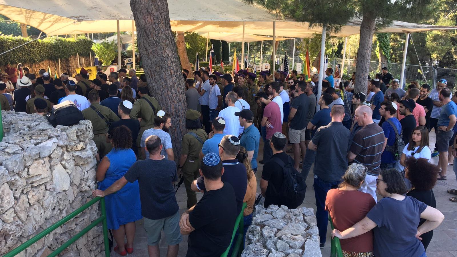 צילום: משה גושן מאות באזכרת ליאל גדעוני, לוחם גבעתי שנפל בטרם עת לפני כחמש שנים