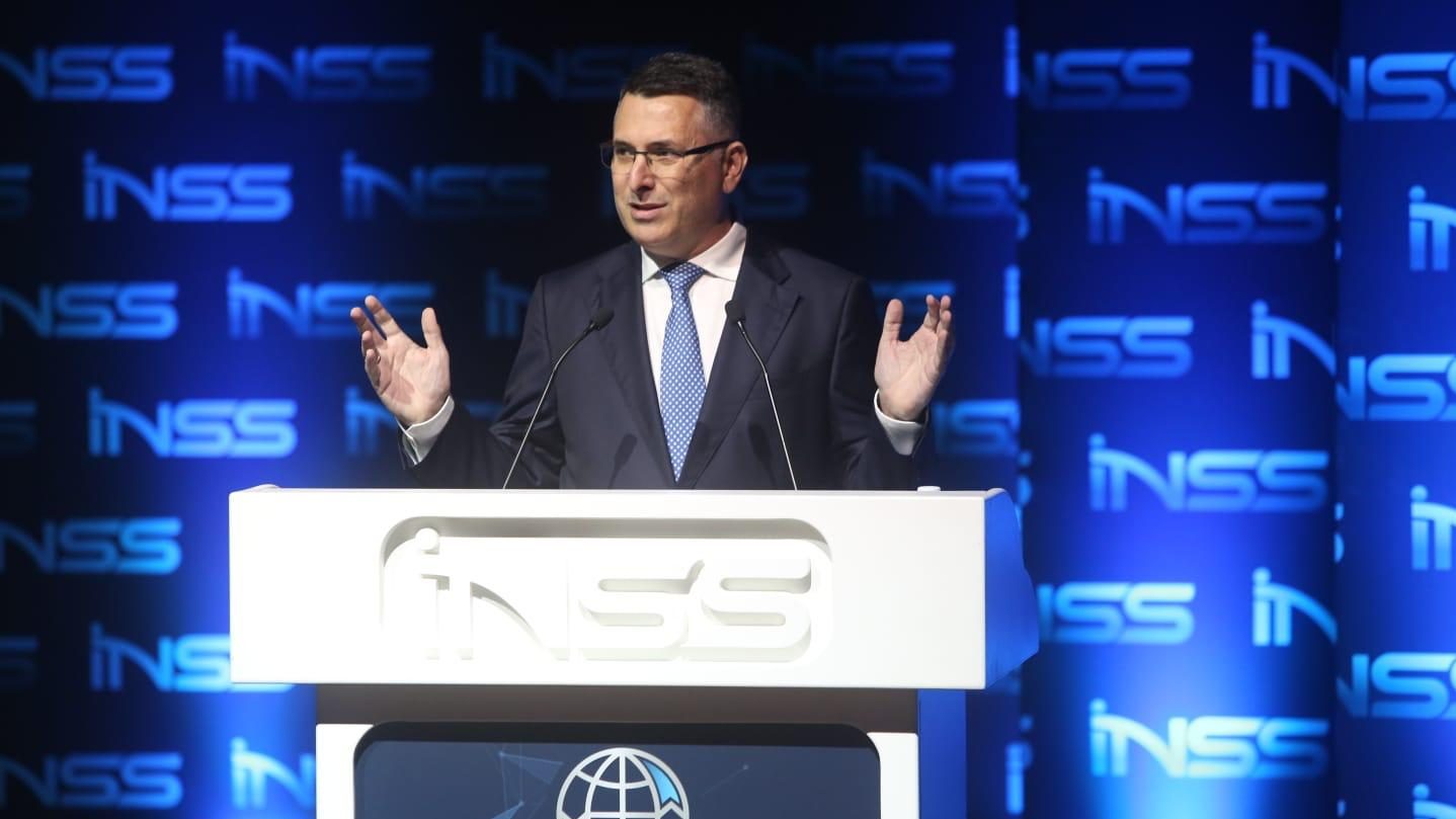 צילום: חן גלילי, המכון למחקרי ביטחון לאומי גדעון סער: