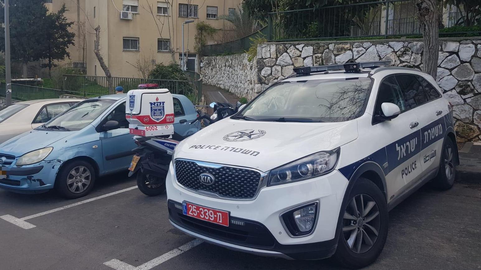 צילום: דוברות זק גופת אישה כבת 70 נמצאה במצב ריקבון בדירה נעולה בירושלים