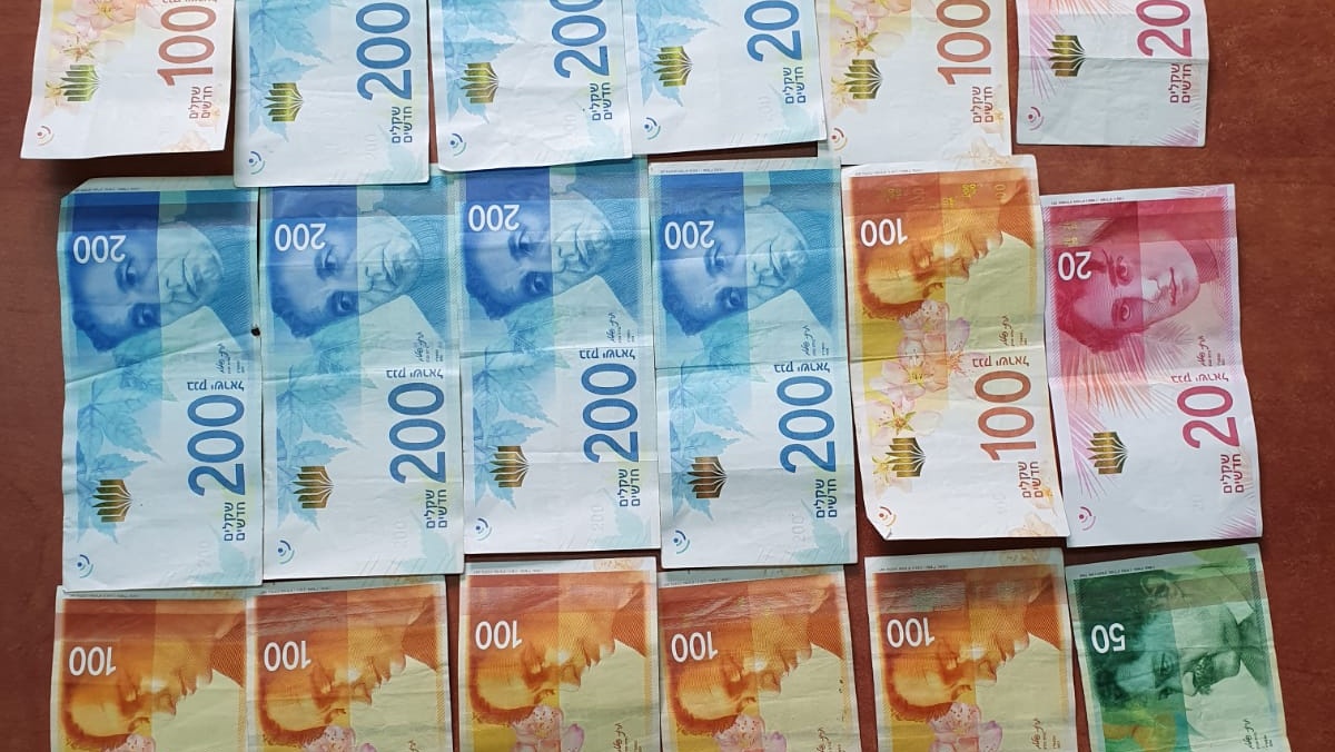 צילום: דוברות המשטרה פורץ שגנב 2,200 ש