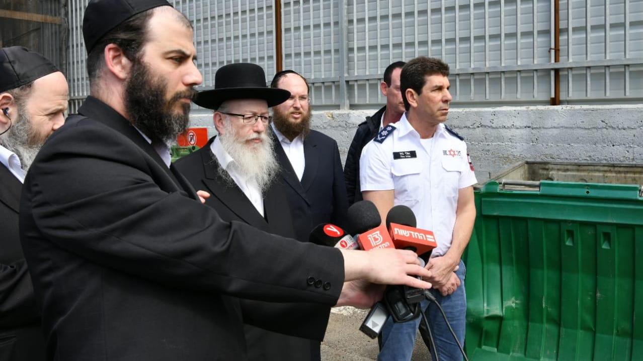 צילום: דוברות שר הבריאות שר הבריאות בסיור במתחם