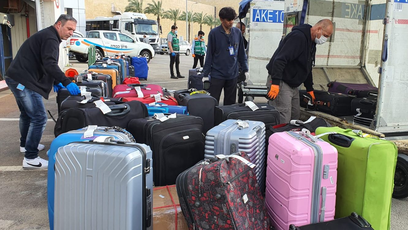 צילום: דוברות רש על פי ההנחיות: כל נוסעי טיסה שנחתה בארצנו מארה