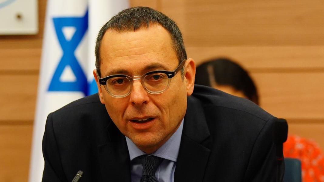 צילום: עדינה ולמן, דוברות הכנסת פוליטיקה עם חברו סער | האוזר מתנגד לעסקה עם חמאס: