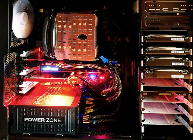 צילום: PIXABAY שרת שיתופי או שרת VPS