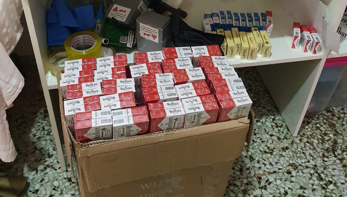 צילום: דוברות המשטרה חשד: מעבדה באום אל פאחם זייפה סיגריות של חברות ידועות