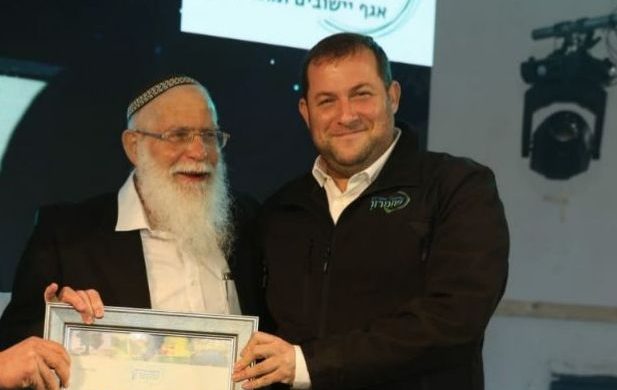רב השומרון: