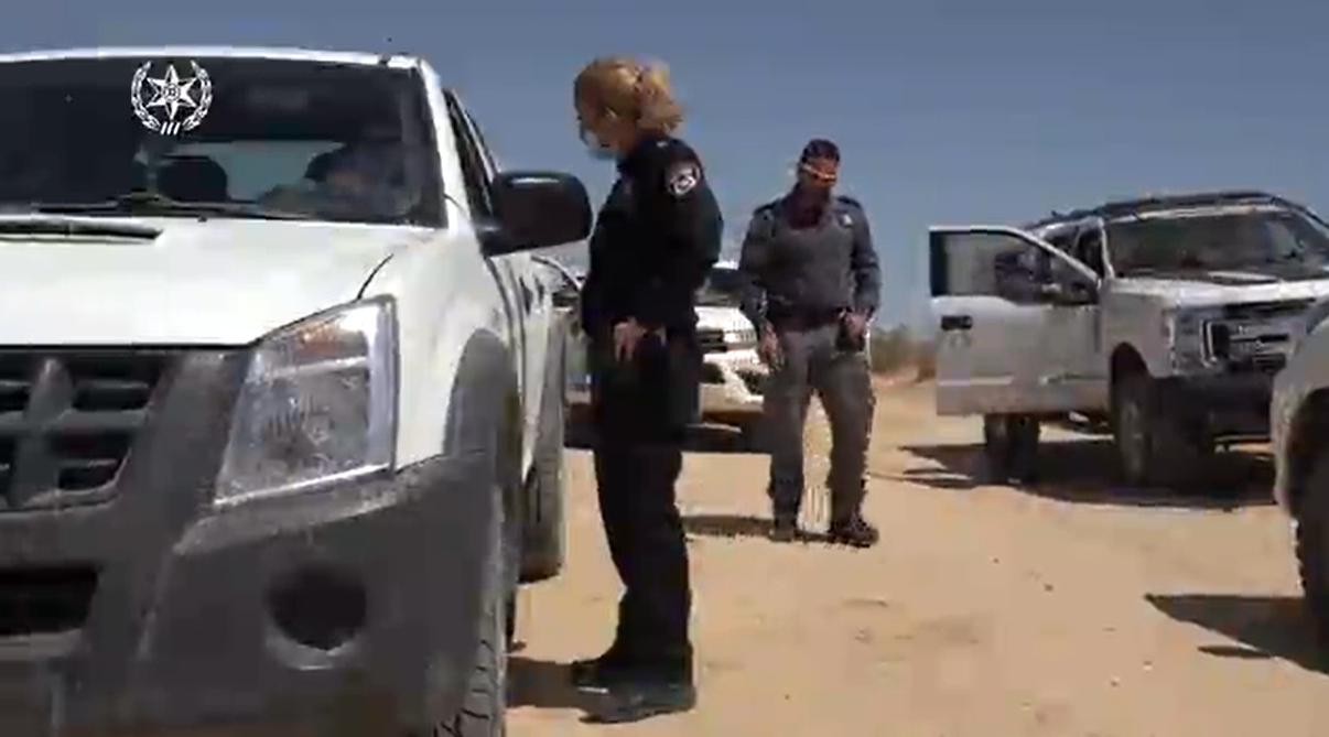 צילום: דוברות המשטרה נמשכת האכיפה כנגד עבריינים בדוואים בנגב: 17 חשודים בגניבה וסחר בסמים נעצרו בביר הדאג'