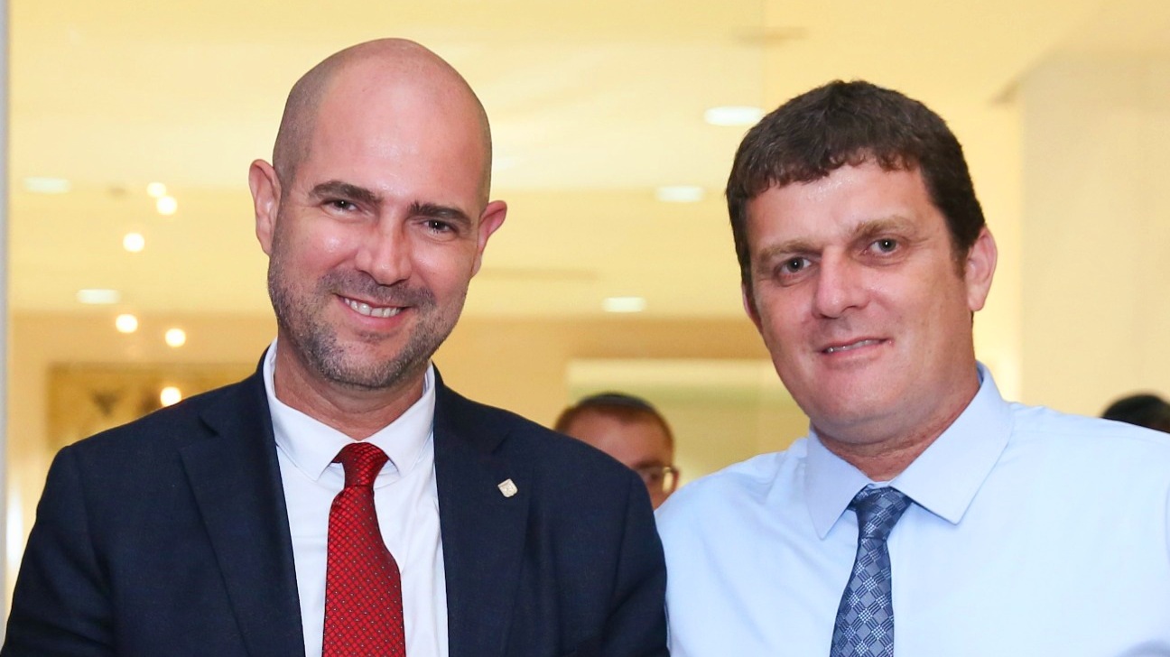 צילום: המכללה למדינאות ימשיך לכהן כשר | אוחנה מתפטר מהכנסת במסגרת החוק הנורווגי:
