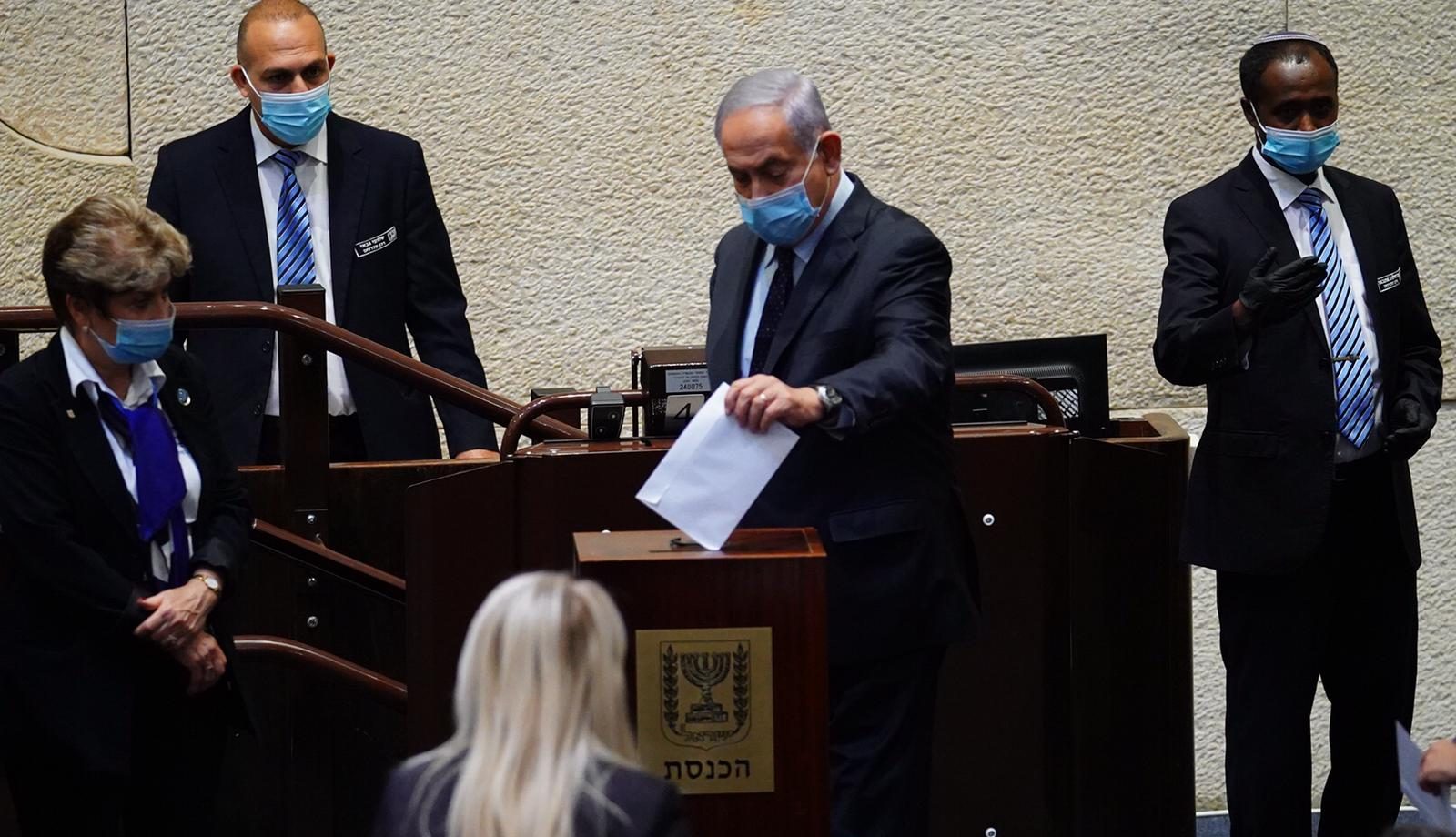 צילום: עדינה ולמן, דוברות הכנסת החלה ההצבעה בכנסת לבחירת חברי הוועדות למינוי שופטים ודיינים