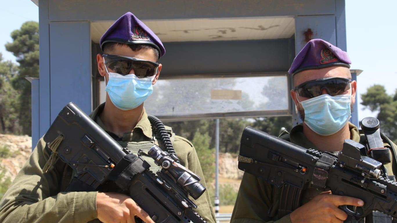 צילום: אחיטוב שלזינגר לוחמי גדוד שקד מגבעתי בצומת הגוש: ״פועלים להבטיח ביטחון התושבים – נמשיך בסיכול הטרור״