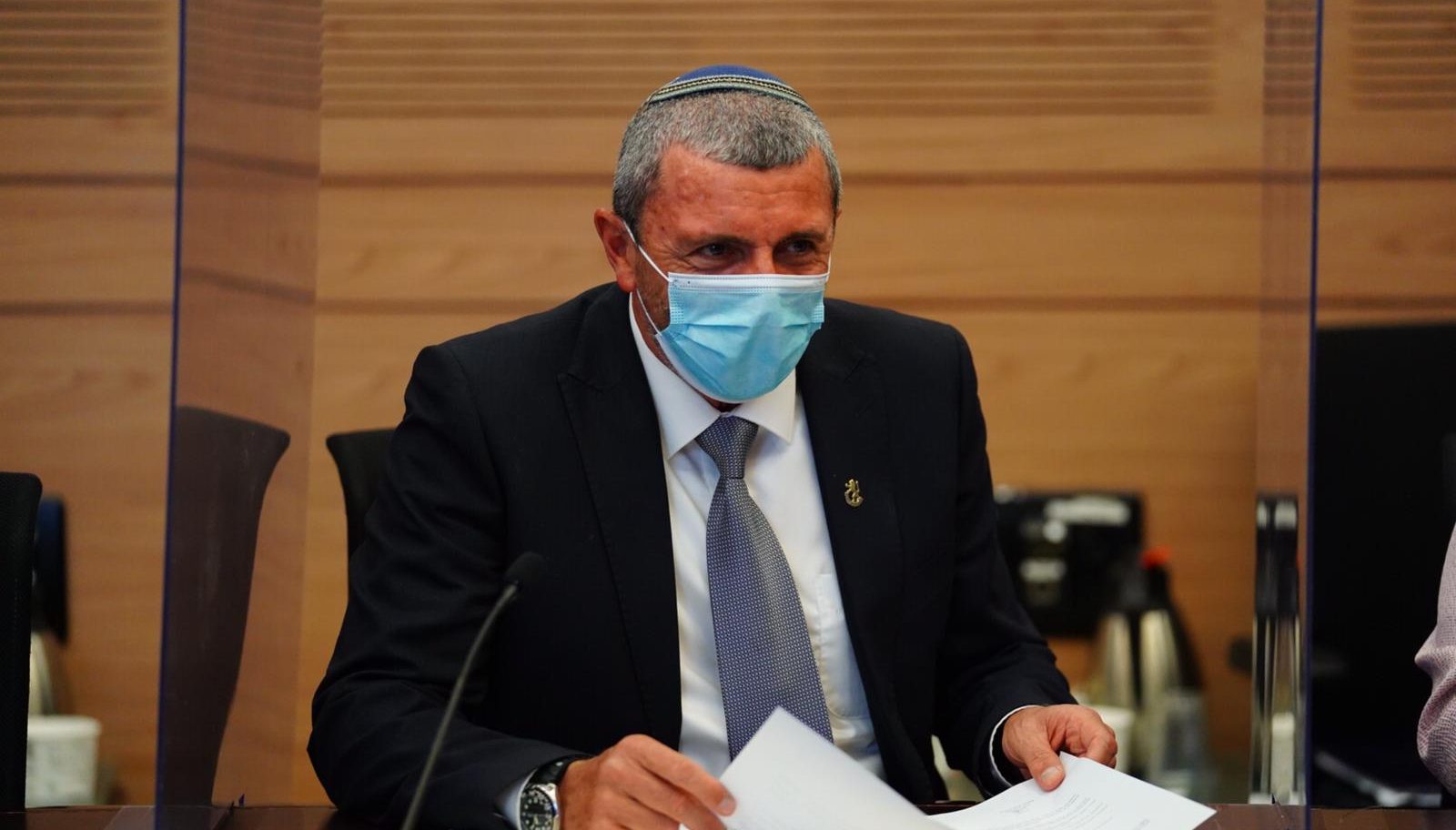 צילום: עדינה ולמן, דוברות הכנסת השר רפי פרץ נגד ימינה: