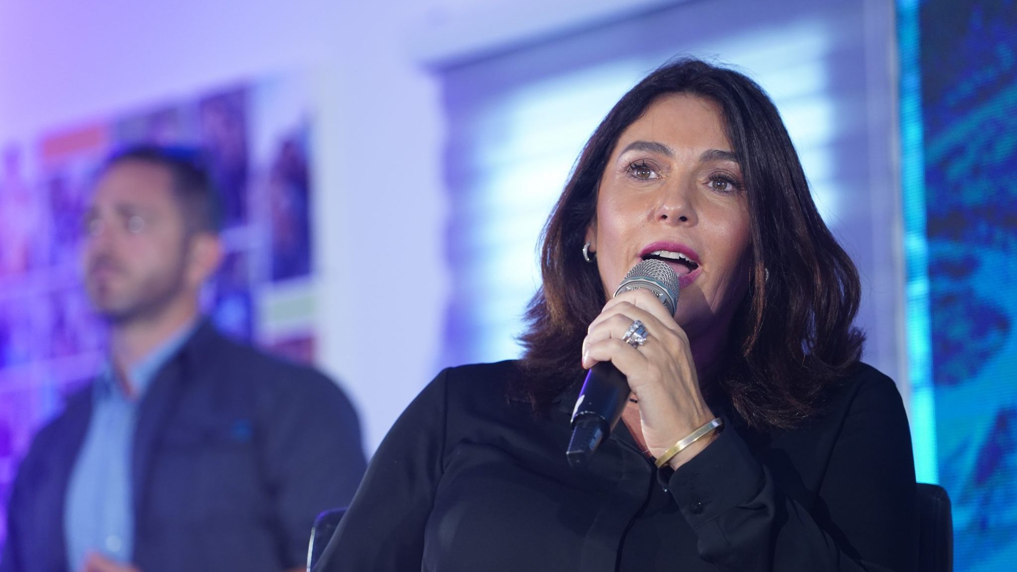 צילום: הלל מאייר, פלאש 90 רגב על בנט: ״ימין בטוויטר ולפיד בכנסת״. ימינה: ״שדוברת ההתנתקות לא תטיף לנו מה זה ימין״
