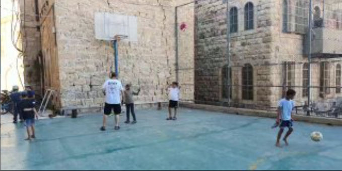 צילום: הצלה ללא גבולות יו הטרור הערבי בארצנו: ילד נפצע בחברון מאבנים שהשליכו מחבלים
