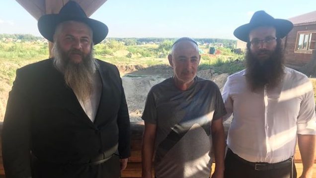 צילום: אנאטעווקה מרגש | בן 59 עבר ברית מילה באוקראינה ובחר בשם עמית על שמו של הלוחם עמית בן יגאל ז״ל