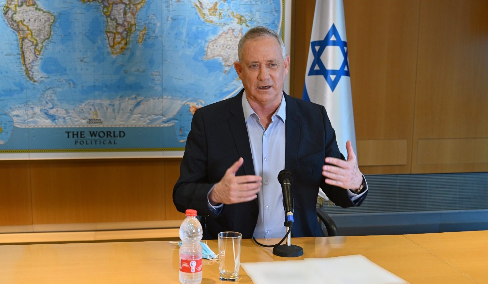 צילום: אריאל חרמוני, משרד הביטחון גנץ לראשי הרשויות החרדיות: