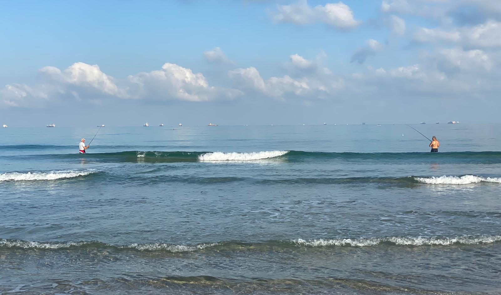 בן 40 נמשה מהמים בחוף באשדוד כשהוא מחוסר הכרה: מותו נקבע במקום