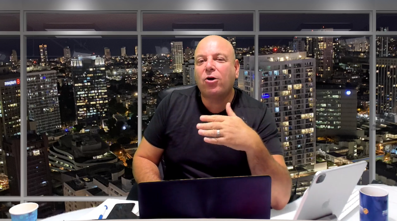 מחאות אנרכיסטיות, פיגועי אבנים ועוד | הצטרפו בשידור חי לבועז גולן
