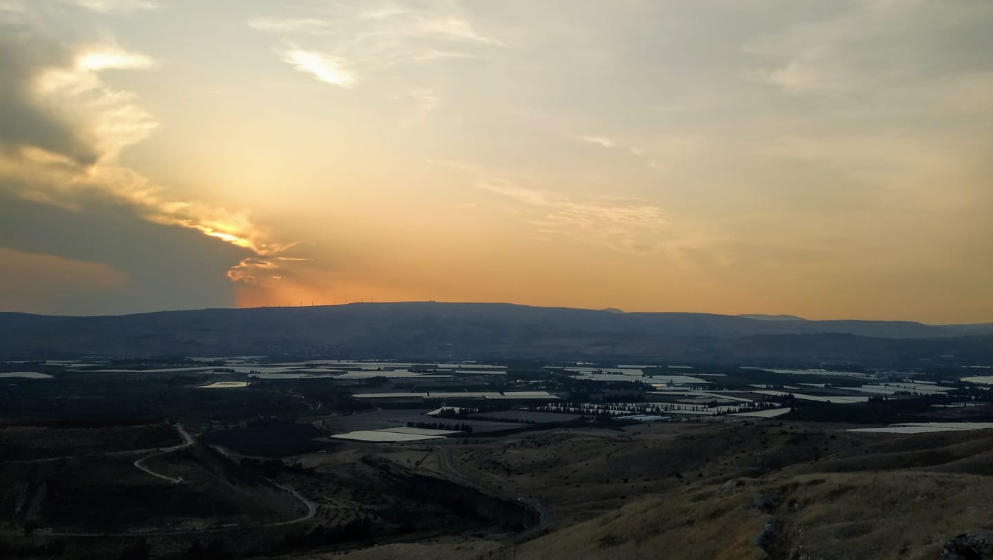 צילום: תדהר בלנגה ארצנו המהממת: השקיעה הערב בדרום רמת הגולן