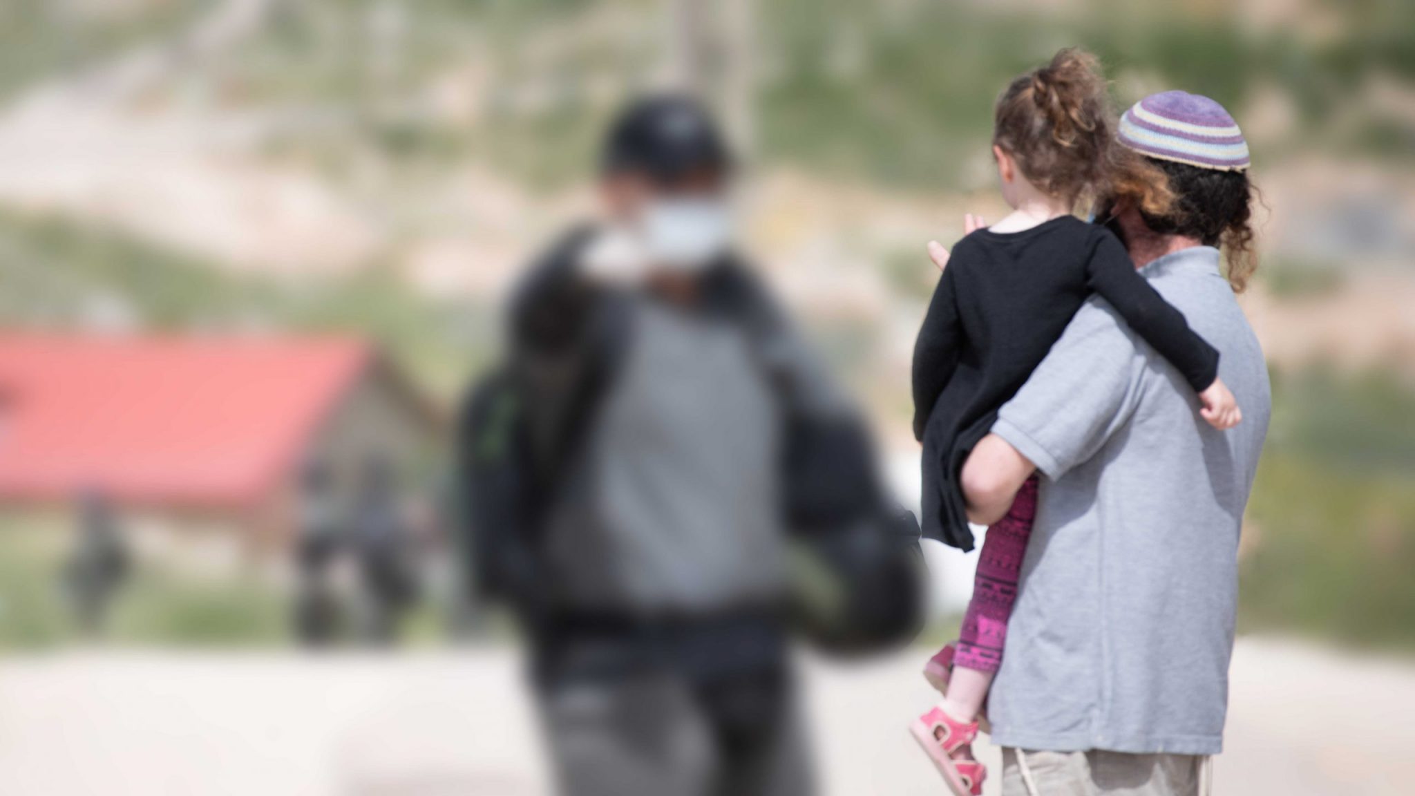 צילום: שריה דיאמנט, פלאש 90 לאחר שנה וחצי של סבל למשפחות בקומי אורי: המצור הוארך בשנה נוספת