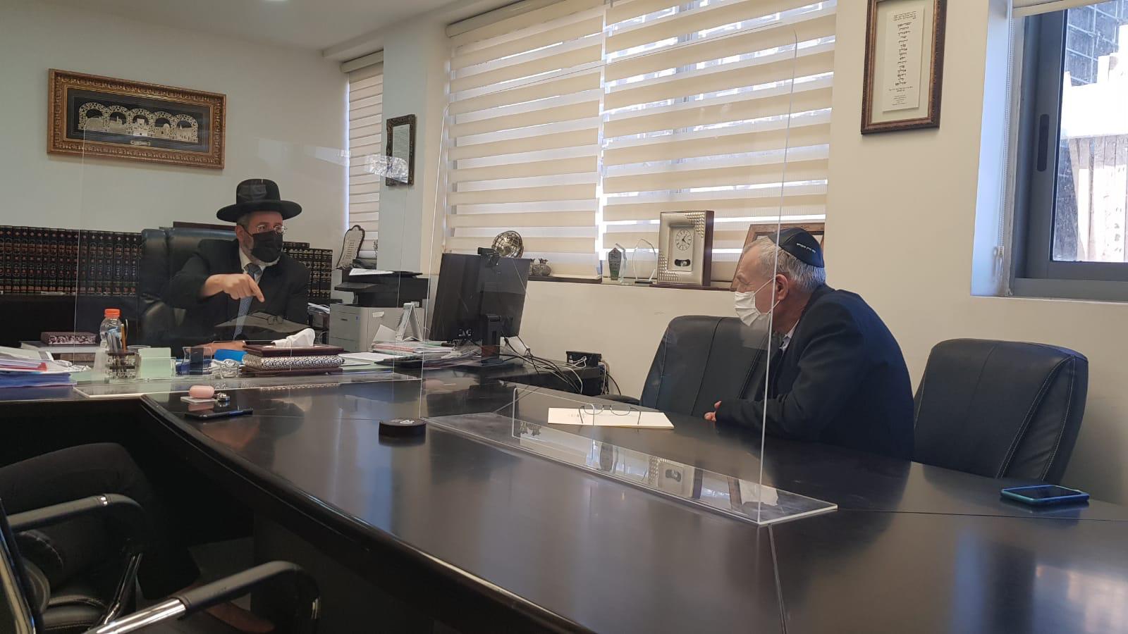 מתווה פורים ושבת זכור: 50% תפוסה בבתי הכנסת