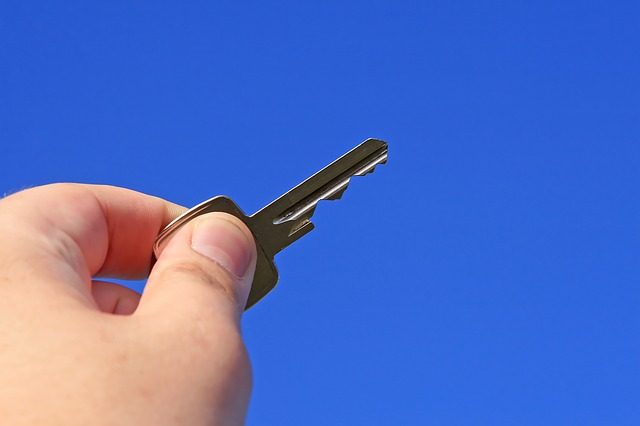 צילום: צילום Pixabay.com עורך דין שמואל גרנאי על העברת דירה ללא תמורה