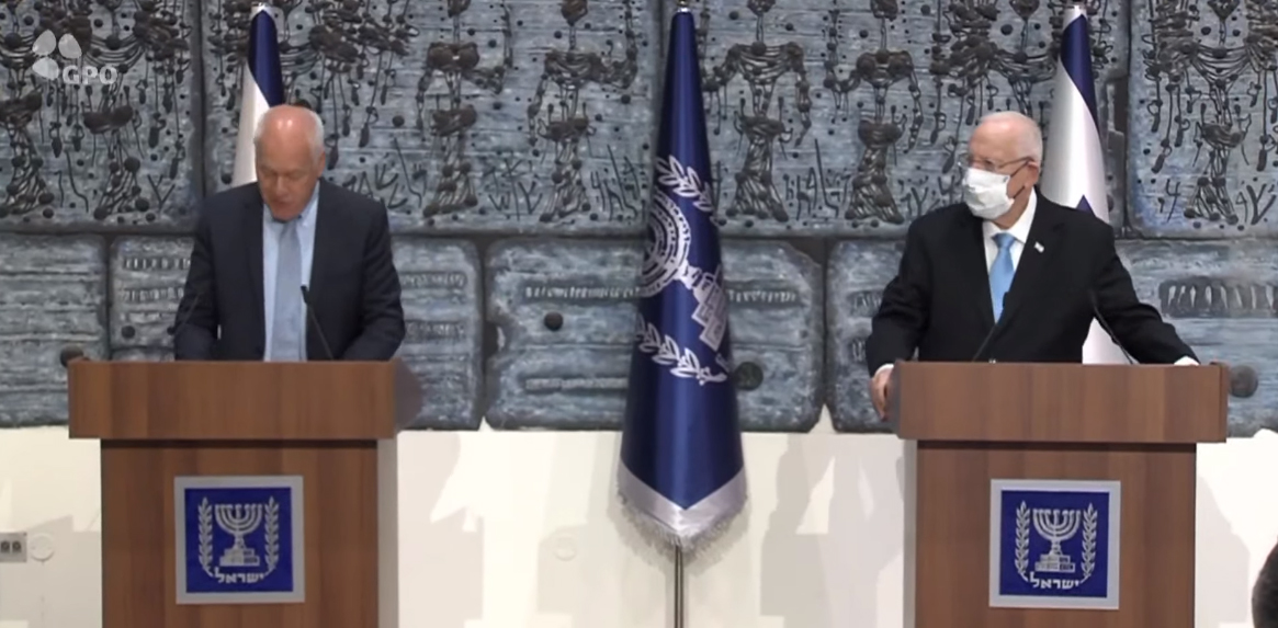 תוצאות הבחירות הרשמיות הוגשו לנשיא ריבלין | צפו
