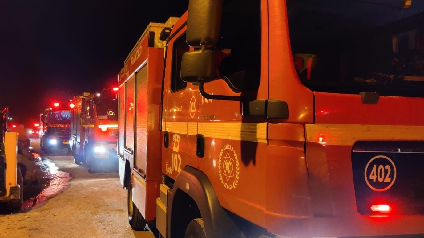 צילום: כבה יו נס בחיפה: מרפסת קרסה – לא היו נפגעים