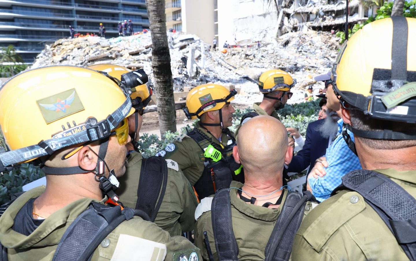 מתקבלים באהבה ציבורית גדולה: משלחת פיקוד העורף נערכת ליום השני בפלורידה
