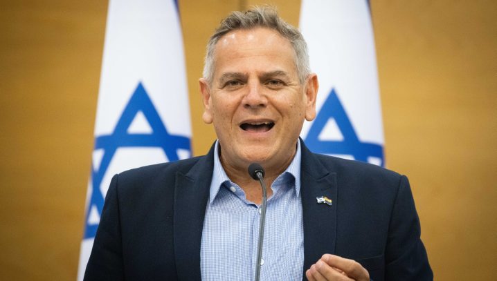 צילום: יונתן סינדל, פלאש 90 משרד הבריאות: ״בשל העומס והתקלות – התו הירוק הישן יישאר בתוקף לימים הקרובים״