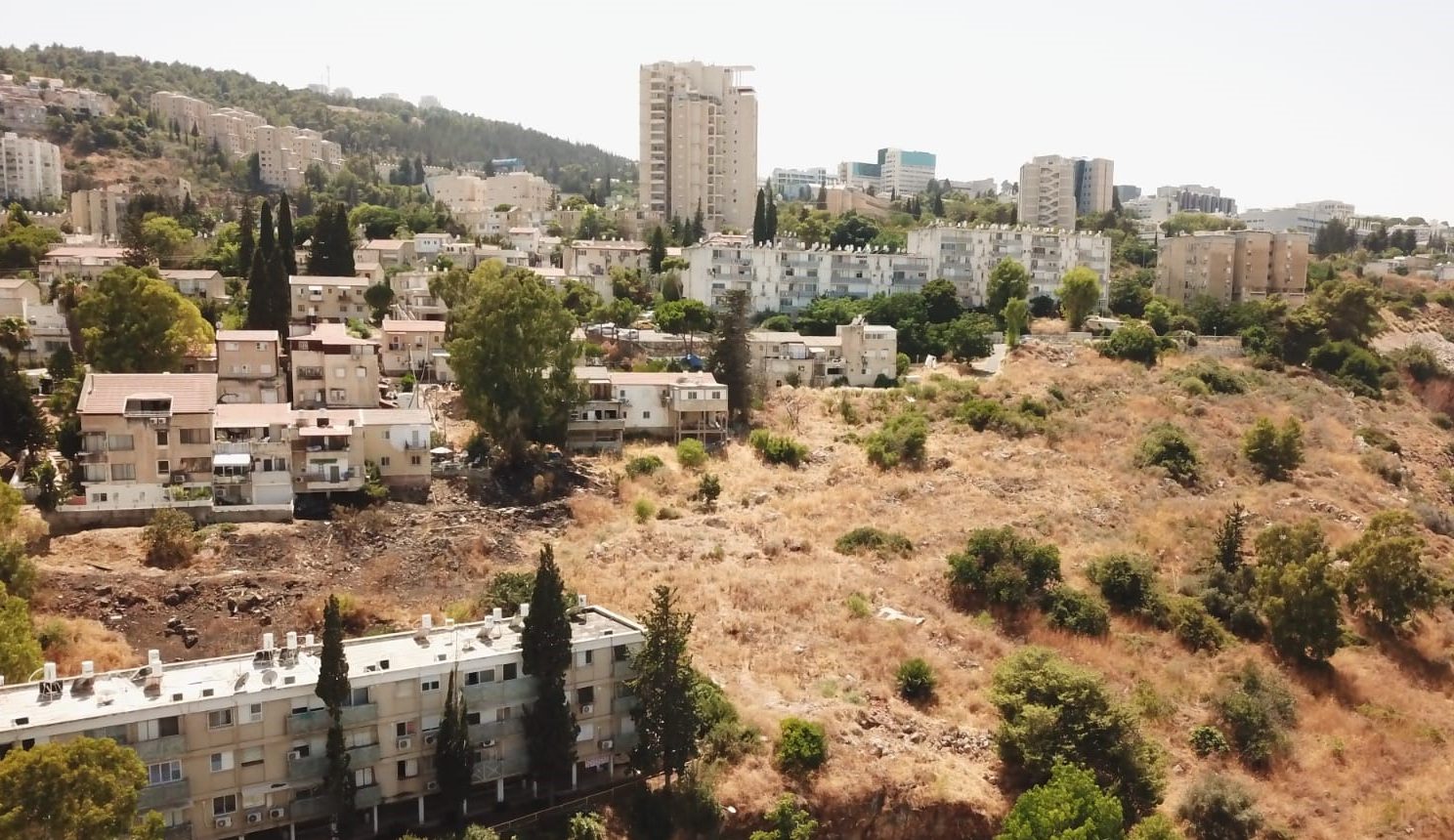צילום: אודי רז פינוי בינוי ענק בנשר: מעל 1,000 יח
