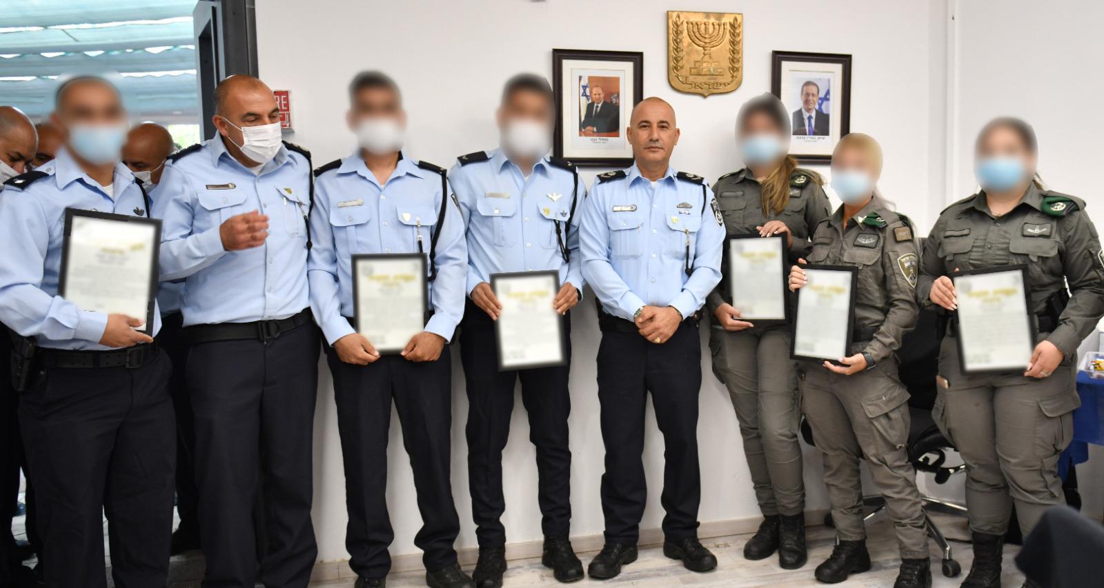 תעודות ההערכה והוקרה הוענקו לשוטרי מחוז ירושלים ולוחמי מג״ב שנטרלו מחבלים בחודש האחרון