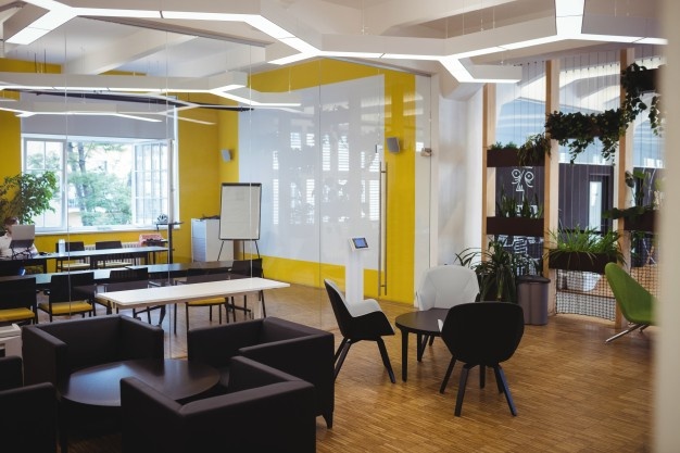 צילום: freepik האם יש קשר בין ריהוט משרדי לשיווק? אנחנו טוענים שכן