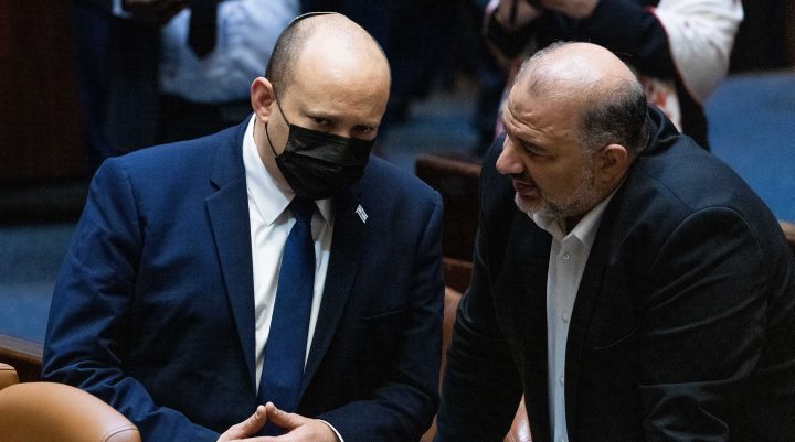 צילום: יונתן סינדל, פלאש 90 במדינת היהודים: מועצת השורא תכריע אם הממשלה תיפול