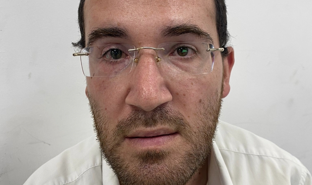 האיש הזה פגע בקטינים – המשטרה מחפשת אחר קורבנות נוספים