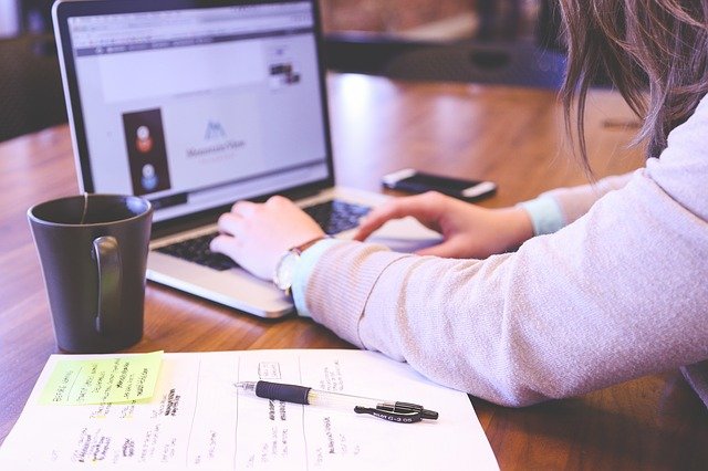 צילום: pixabay סיבים אופטיים בבתי עסק – האם זה משתלם?